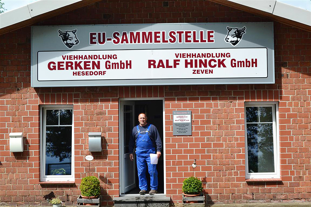 Helmut Gerken wartet auf die nächste Anlieferung